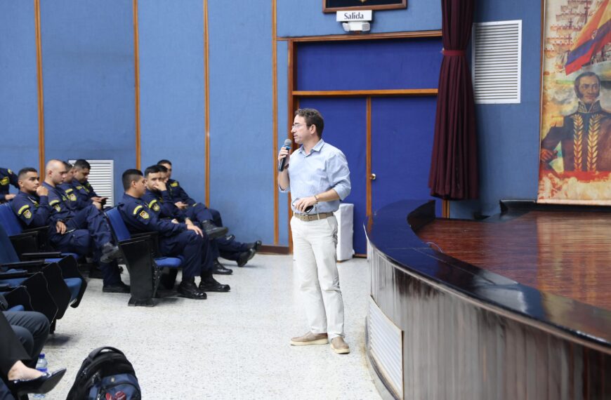 Ciclo de Conferencias: Investigación Aplicada, Transferencia, Tecnología e…